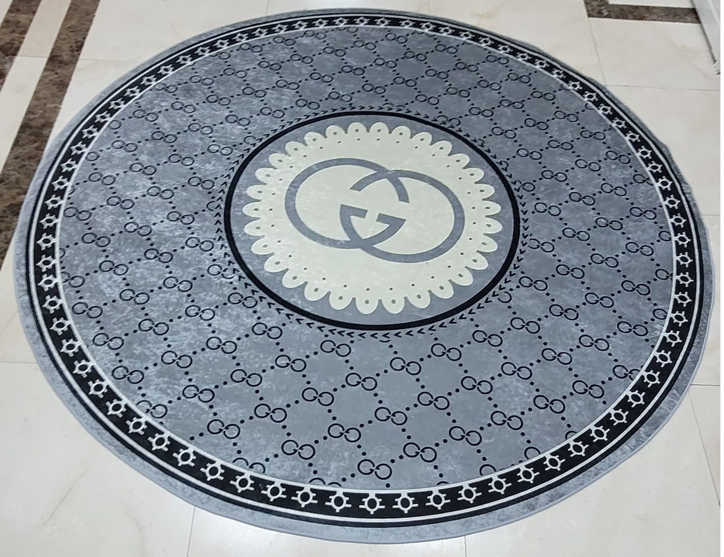 Brand New Crystal  carpet - Circular - Anti slip with Quality specifications 200 x 200cm►6.56 x 6.56ft